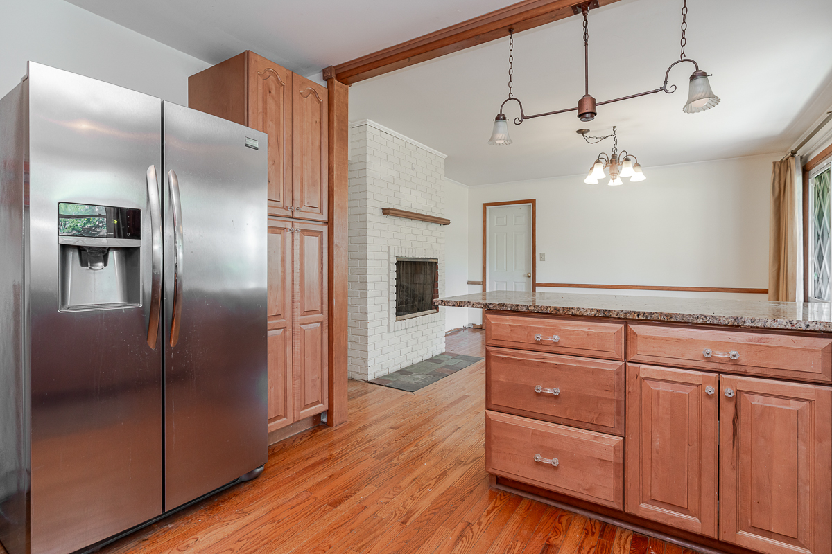 3920 Overdale Drive-13