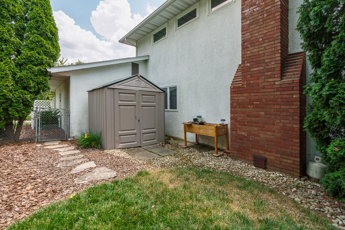 4277 Kenmont Place (2 of 40)