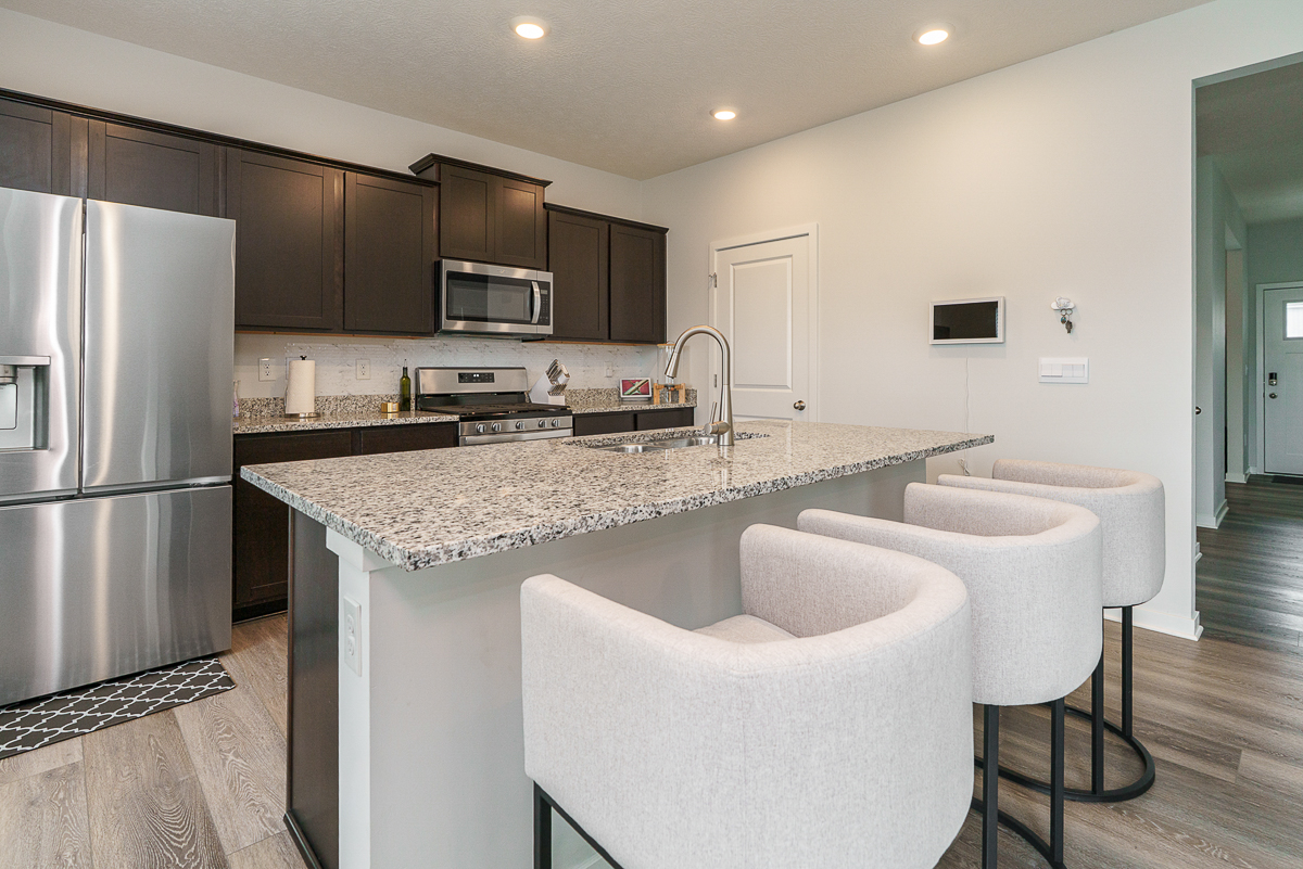 465 Faulkner Dr-20