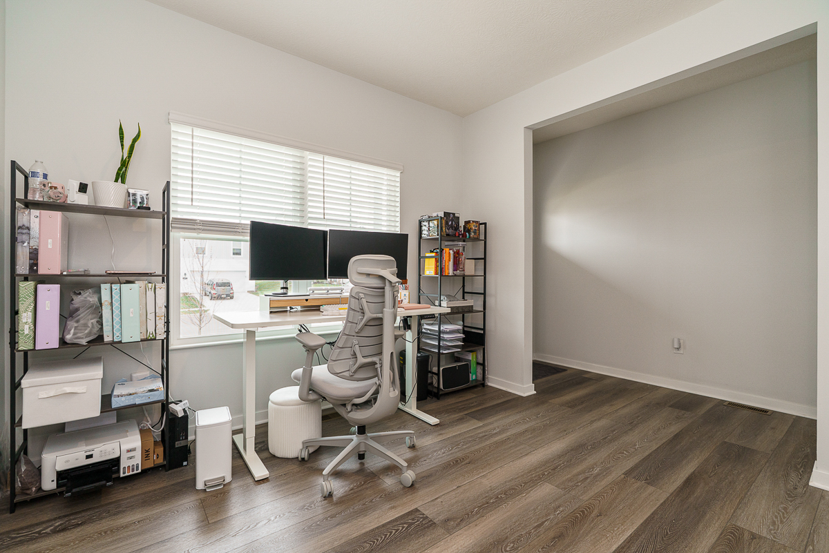 465 Faulkner Dr-23