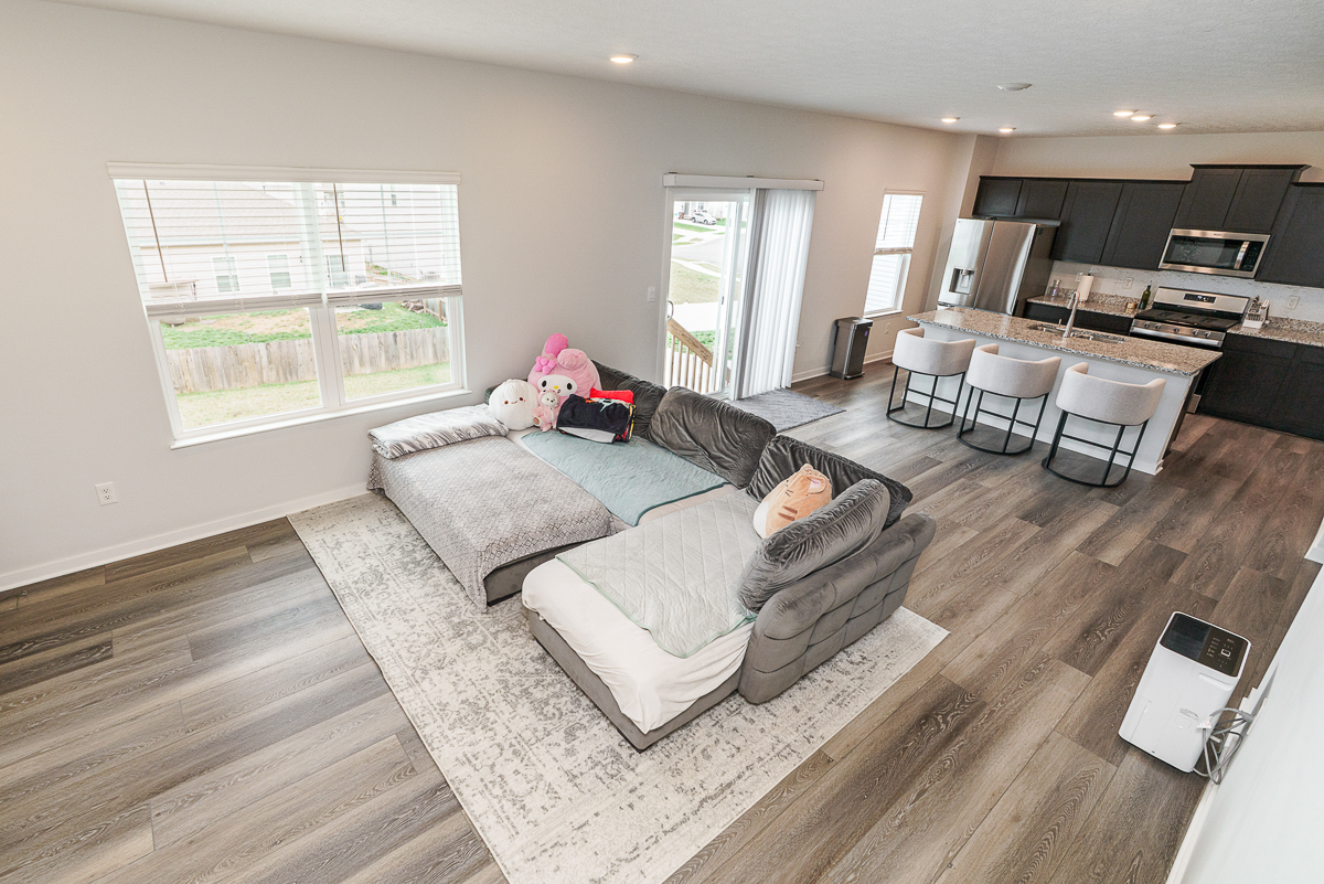 465 Faulkner Dr-25