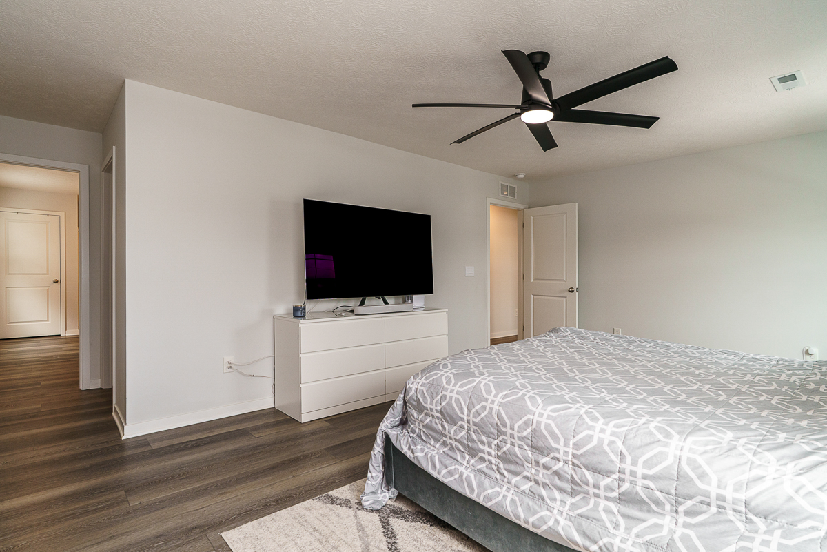 465 Faulkner Dr-29