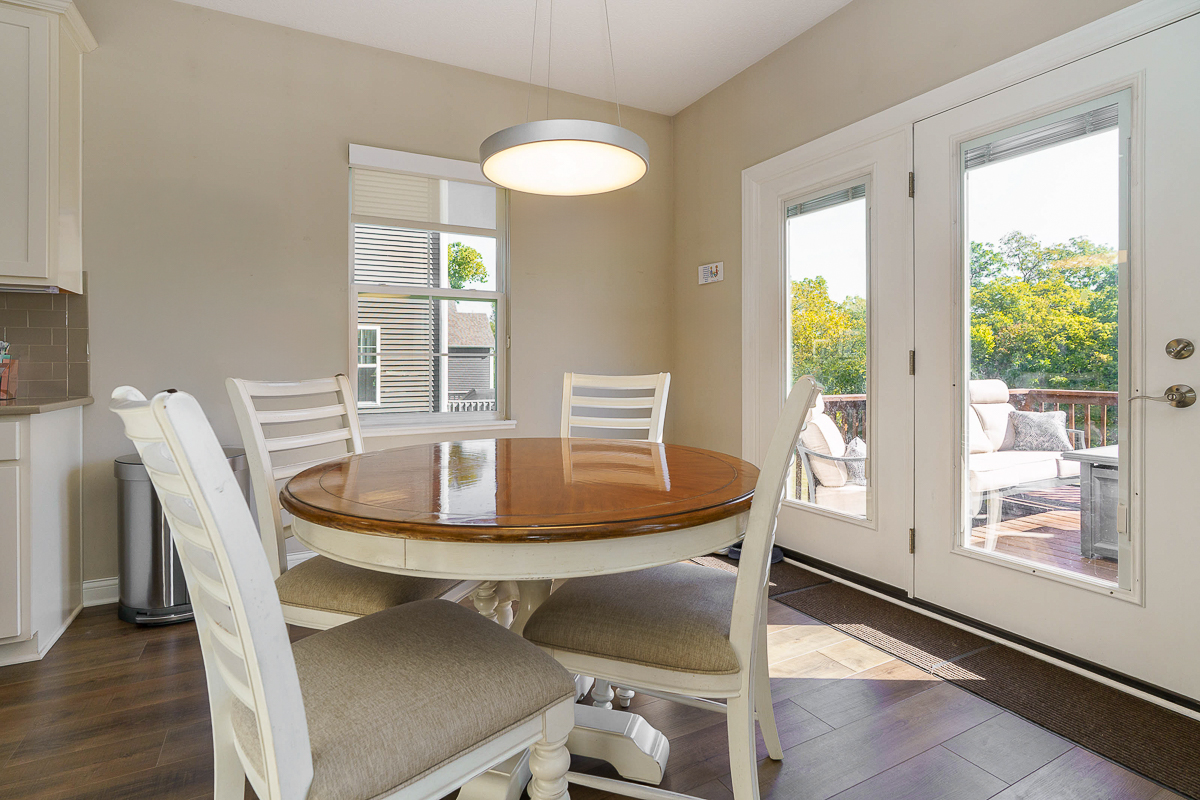 4880 Pinnacle Woods Dr-26