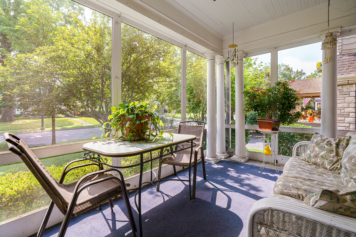 49 s Cassady Ave-4