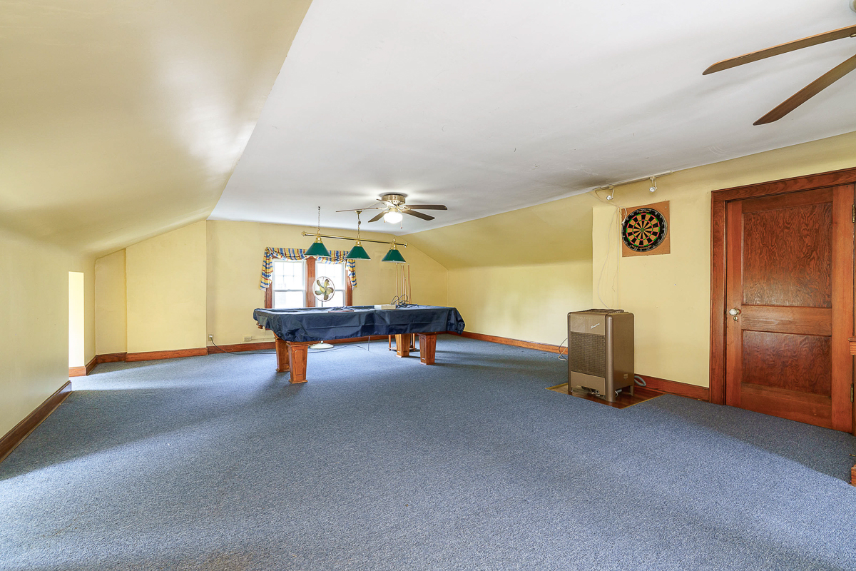 49 s Cassady Ave-40