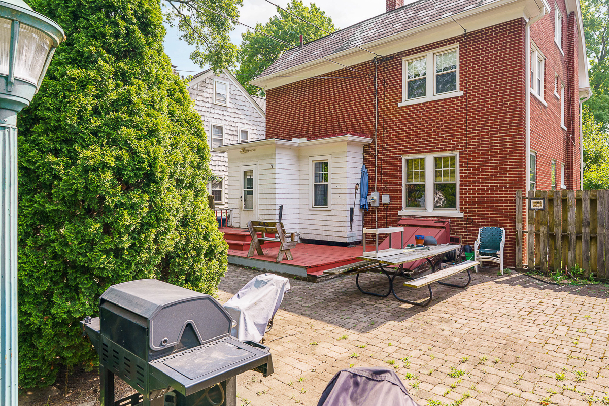 49 s Cassady Ave-8