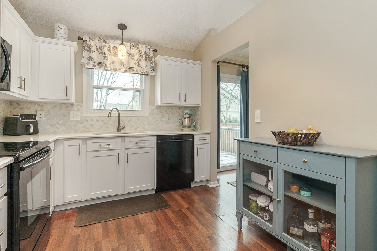 5094 Gredle Dr-29