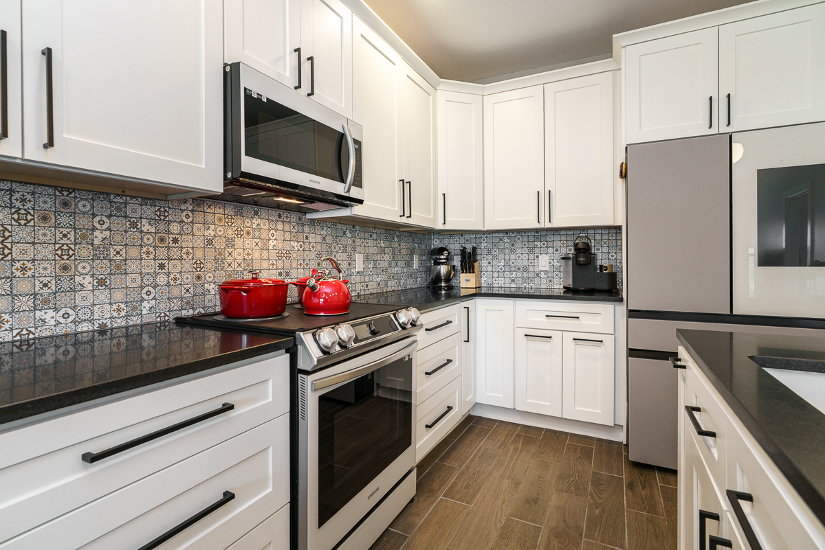 53 Buttles Ave-16