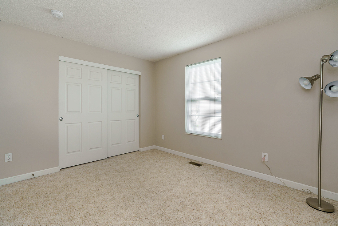 5418 Coral Berry Dr-32