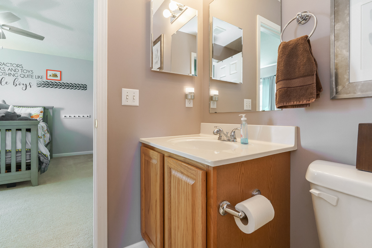 543 Corbel Dr-34