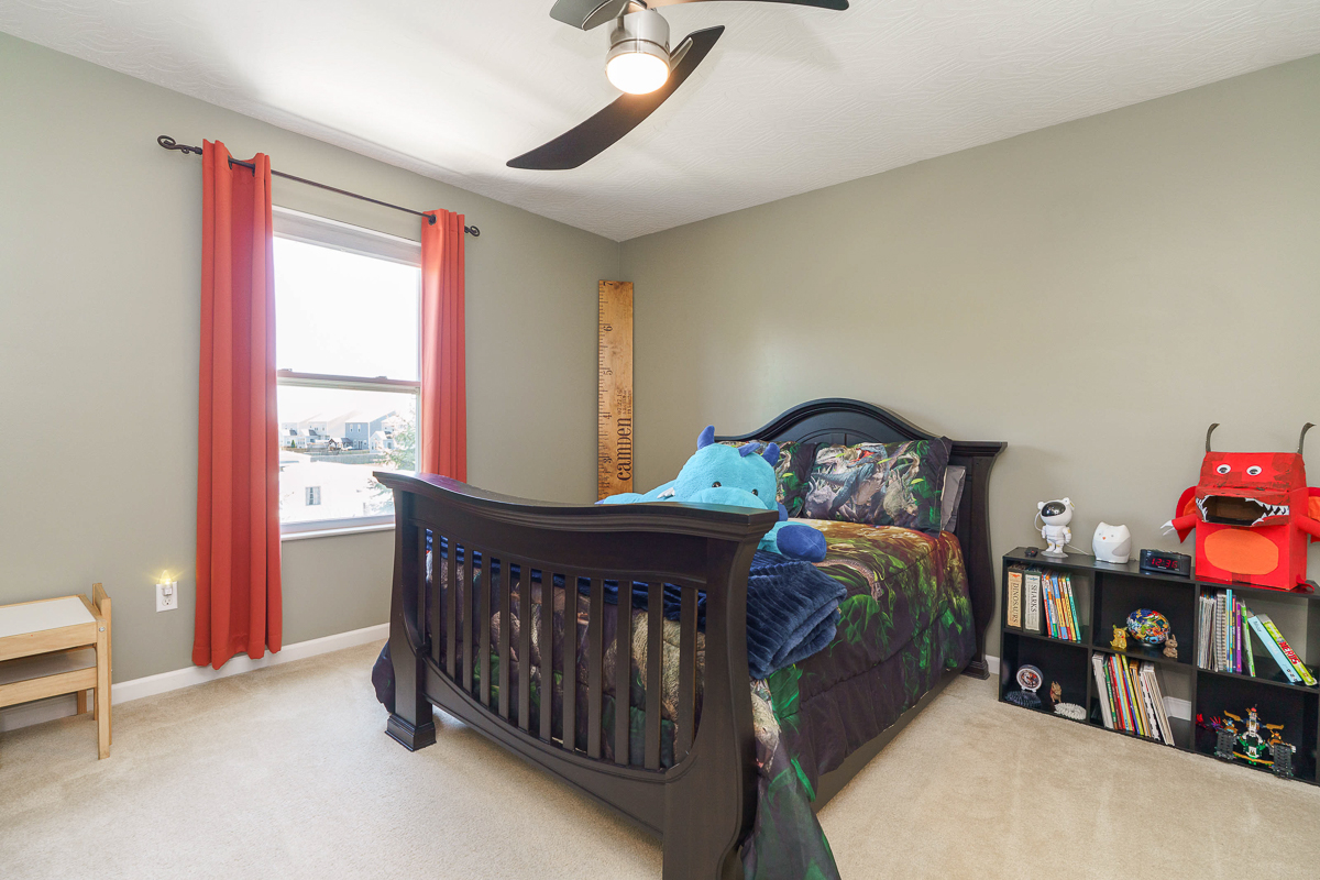 543 Corbel Dr-35
