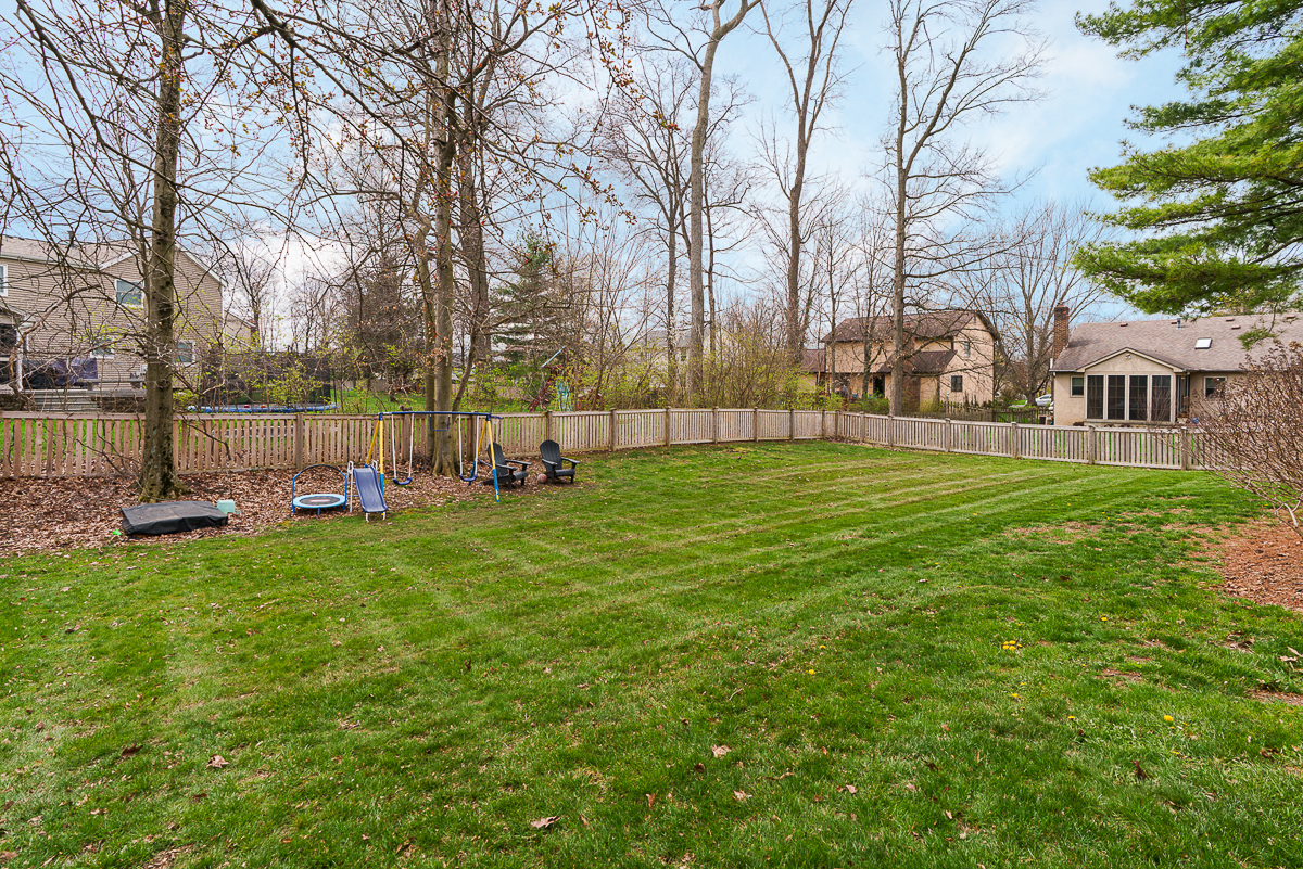543 Whitson Dr-4