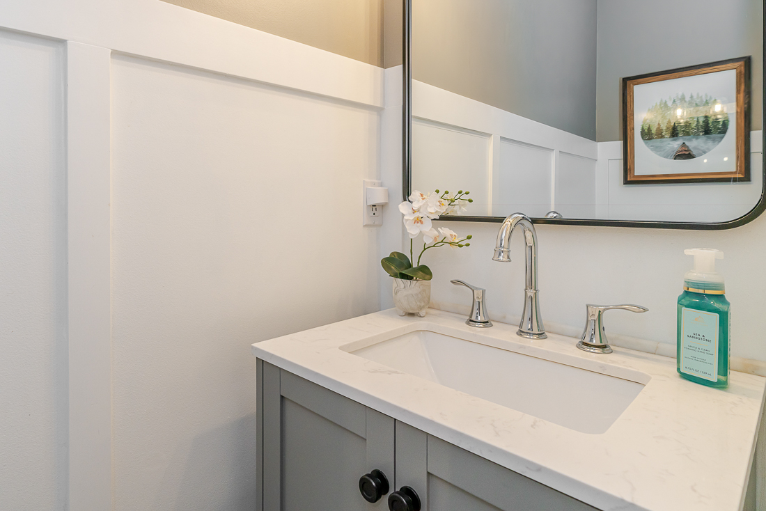 5794 Burnett Dr. N -31