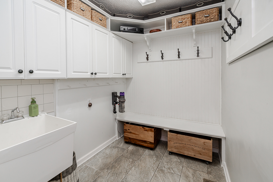 5794 Burnett Dr. N -32