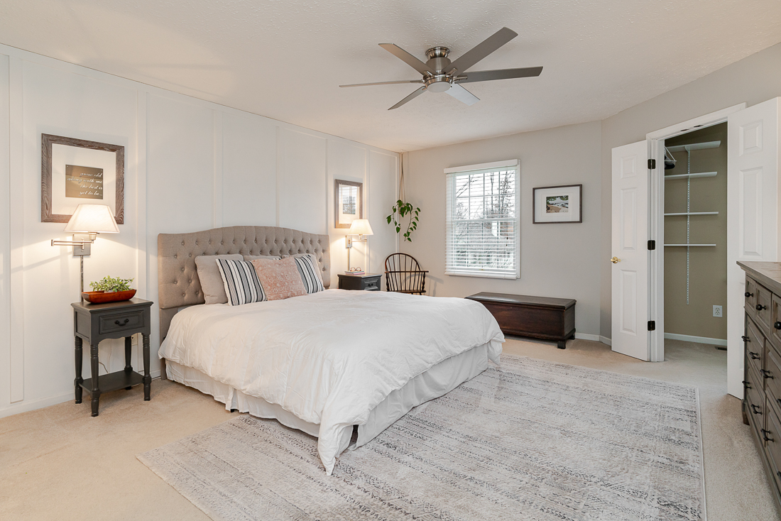 5794 Burnett Dr. N -33