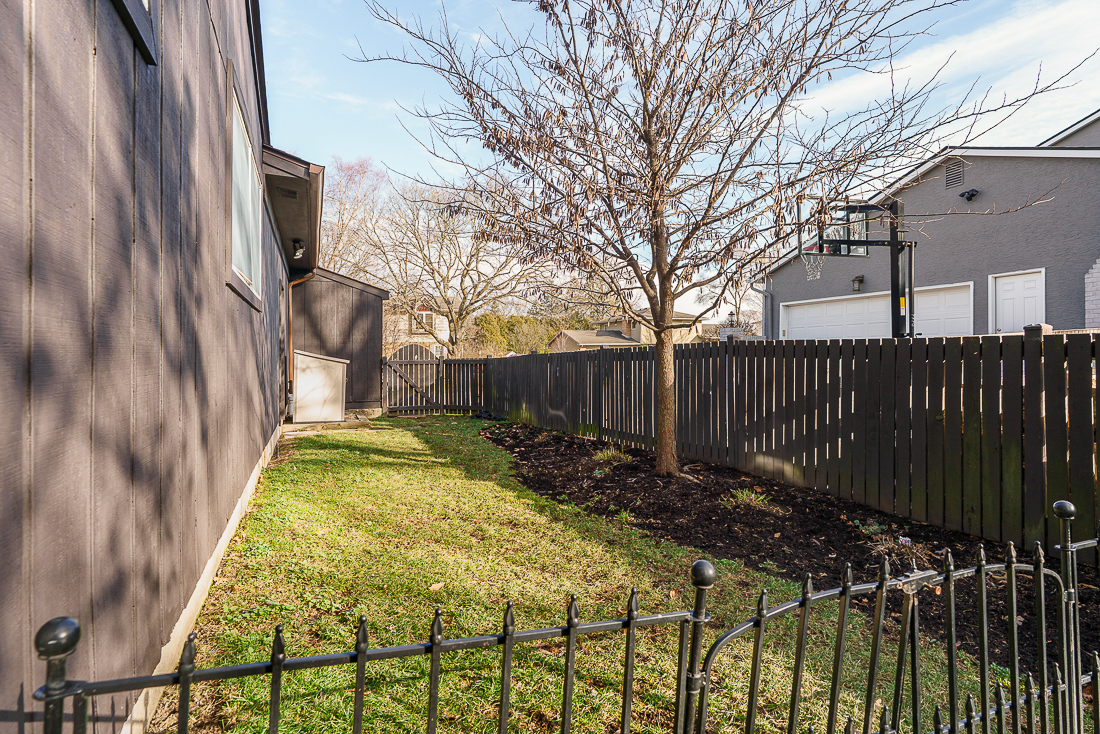 5975 Rocky Rill Rd-14