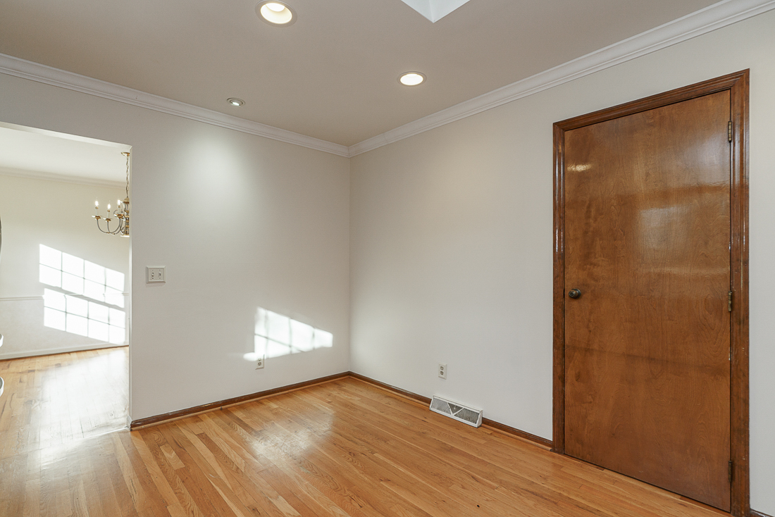 5975 Rocky Rill Rd-33