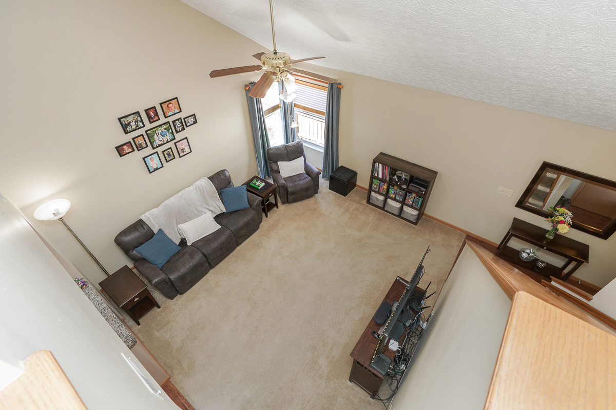 6043 Chidley St-21
