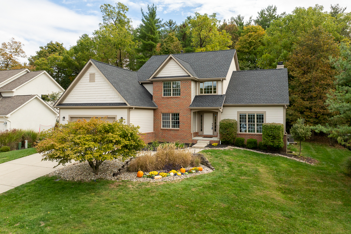 6061 Highland Hills Dr-2