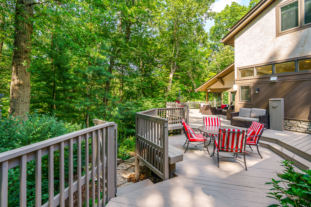 630 Woods Hollow Ln-17