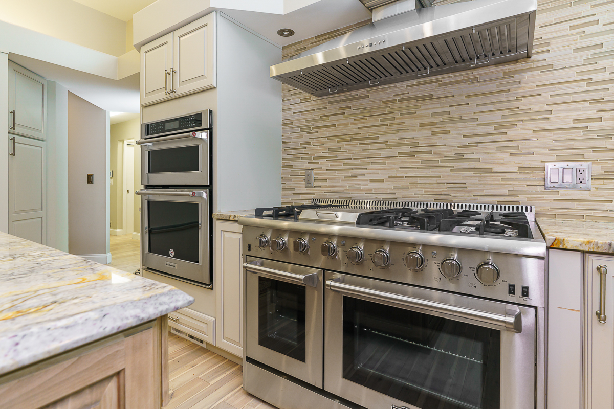 630 Woods Hollow Ln-66