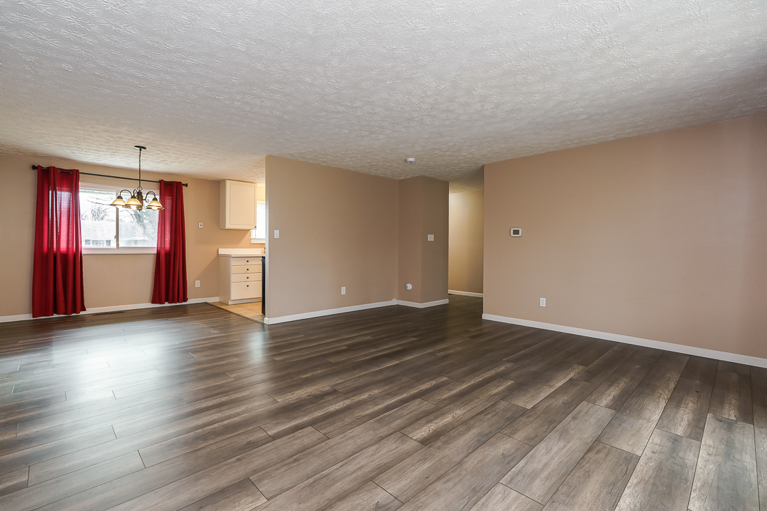 6328 Roselawn Ave-19