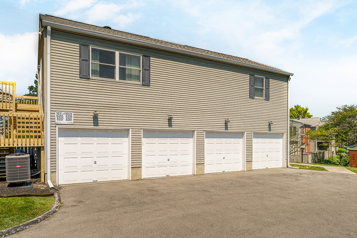 6357 New London Dr-8