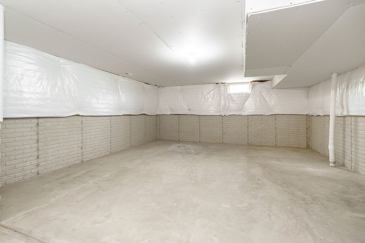 643 Buena Park Dr.-40