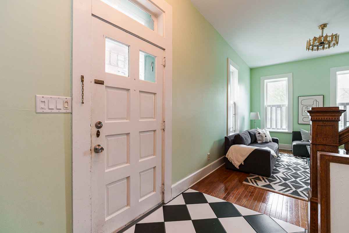 66 E Hubbard Ave-17