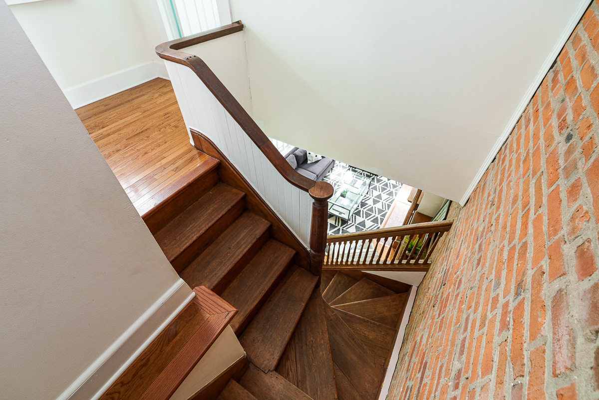 66 E Hubbard Ave-21