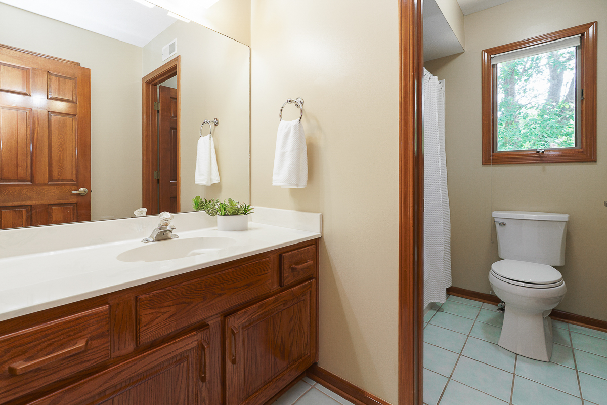 6730 Kensington Way-43