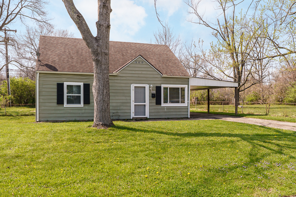 805 Exeter Rd-2