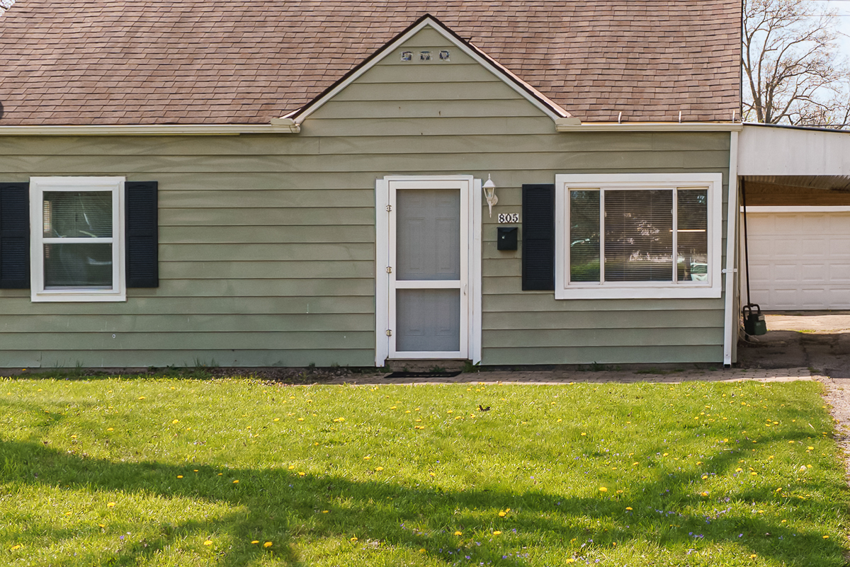 805 Exeter Rd-4