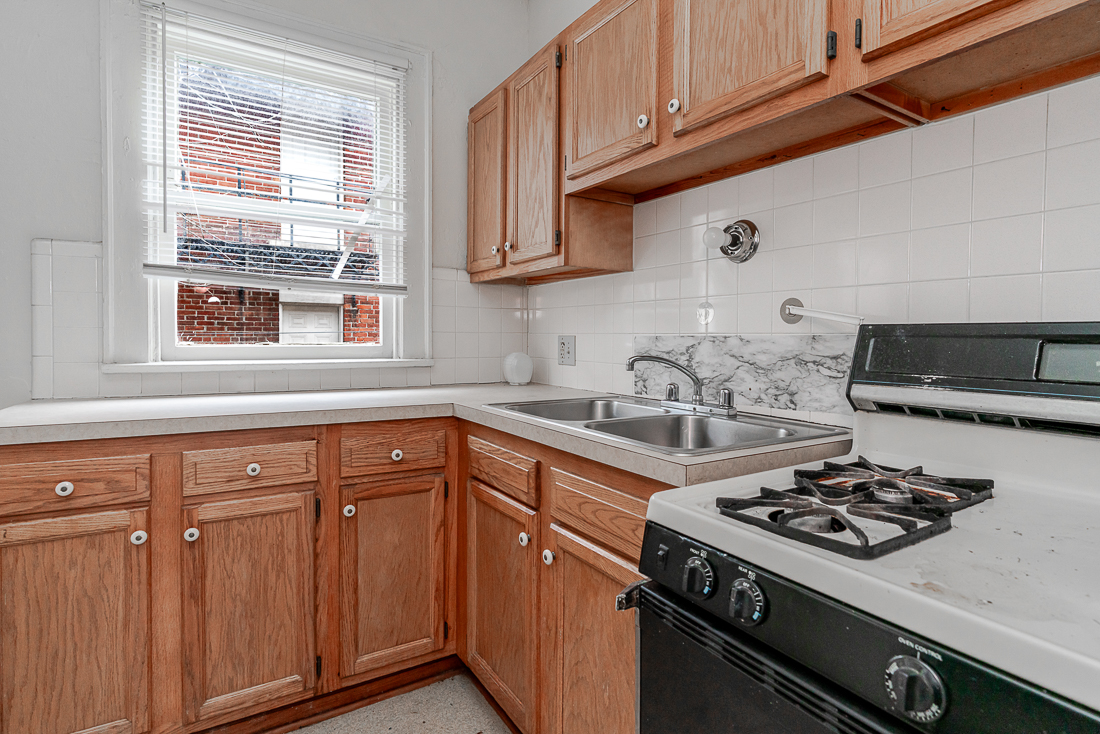 13 E Norwich Ave -10