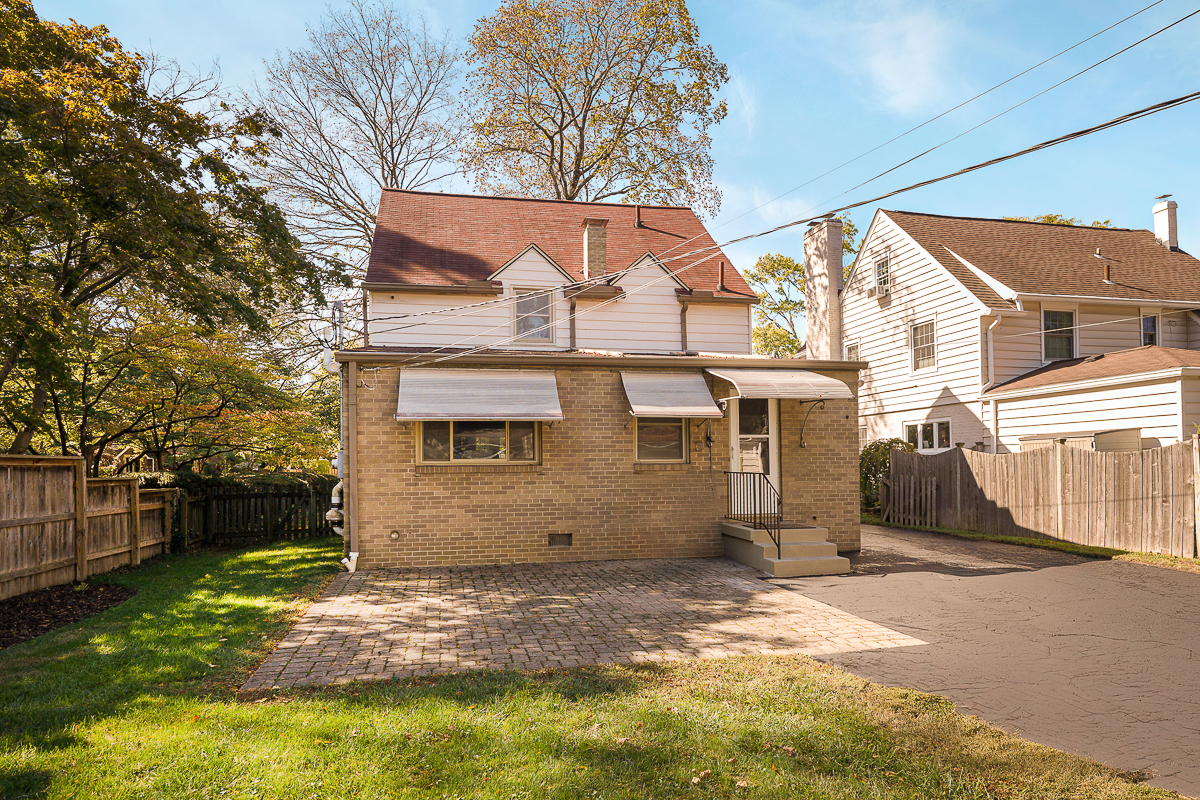 96 N Cassingham Rd-8