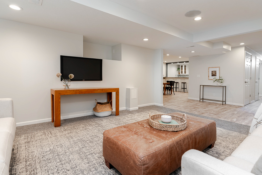 9800 Oxford Circle-14