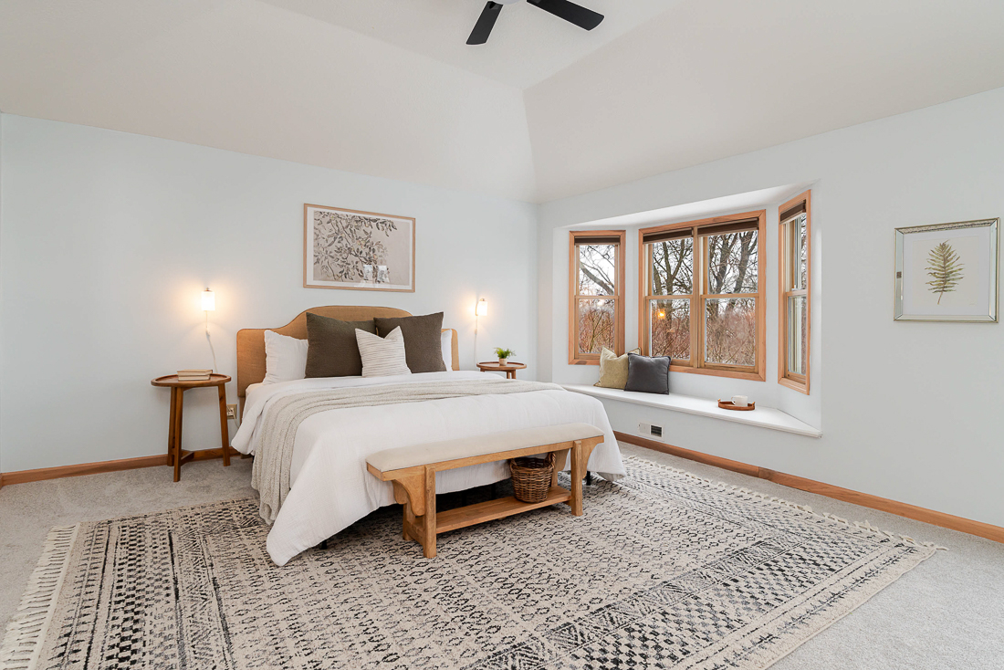 9800 Oxford Circle-35