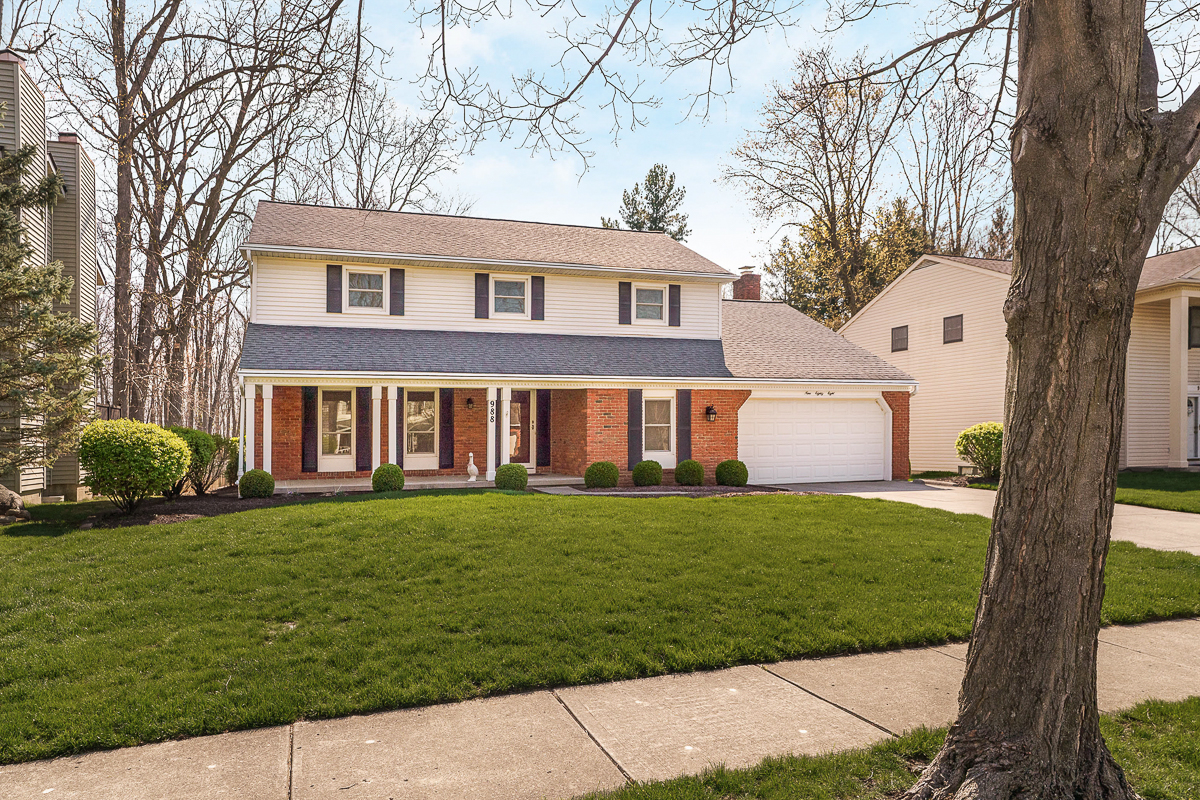 988 Danvers Ave-10