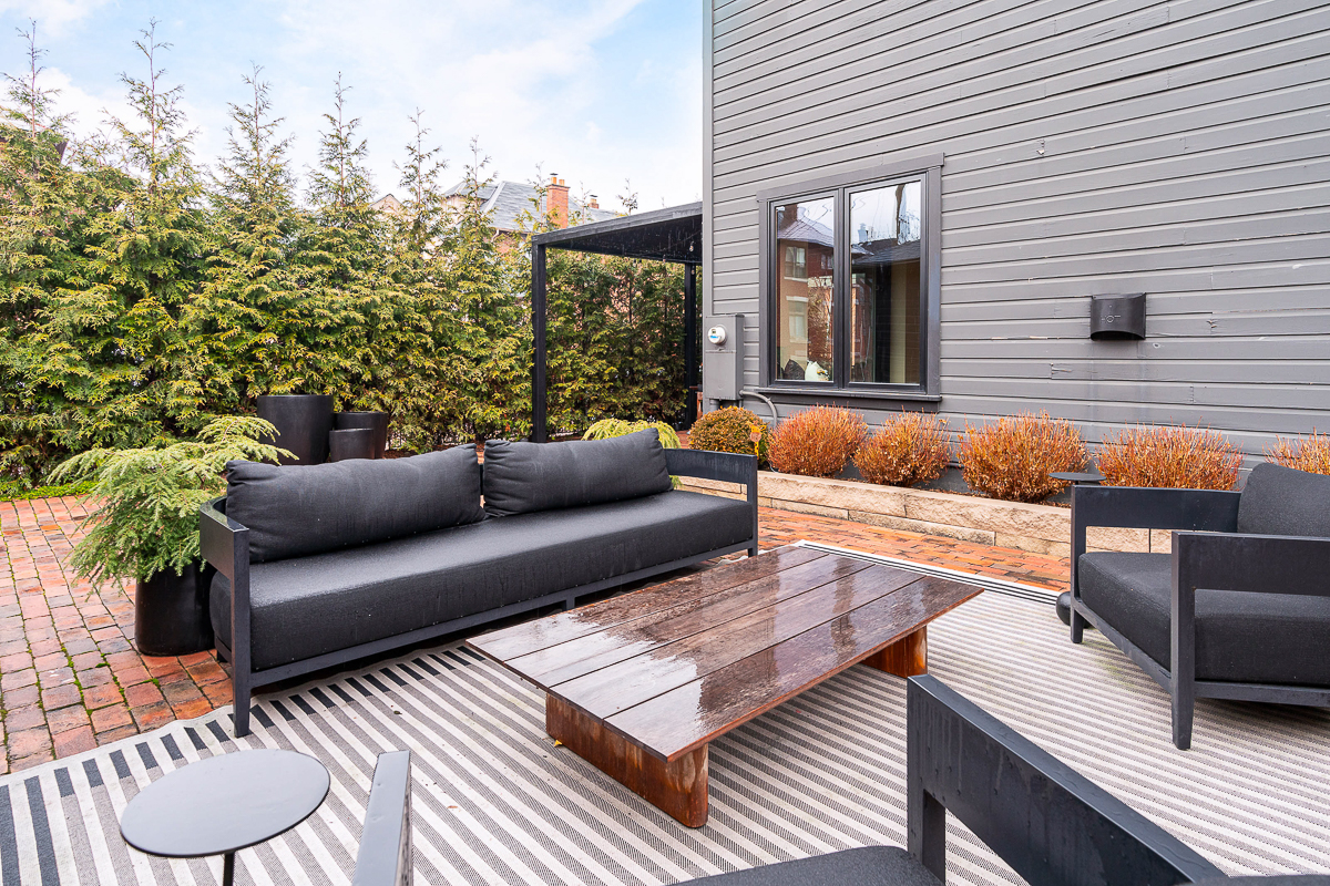 275 e Beck St-13