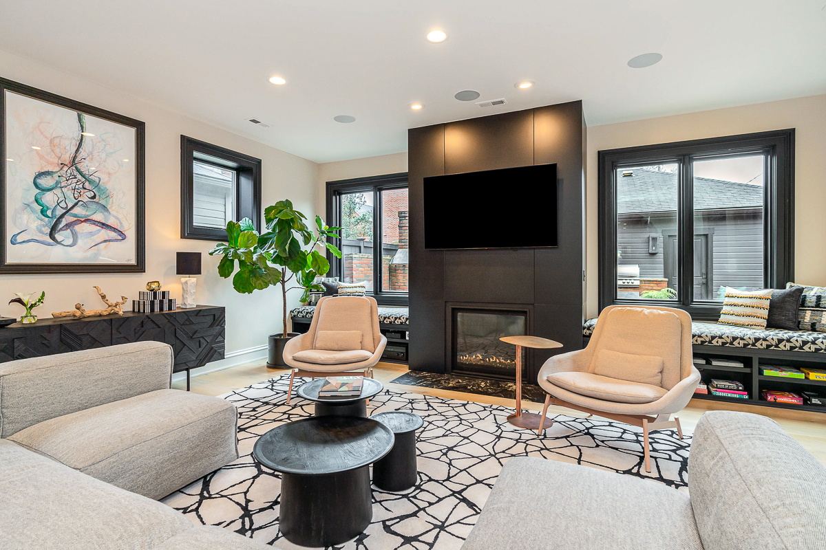 275 e Beck St-44