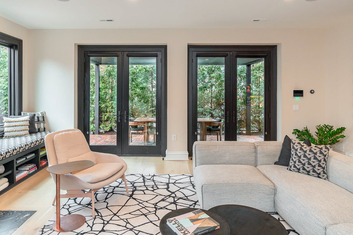 275 e Beck St-50