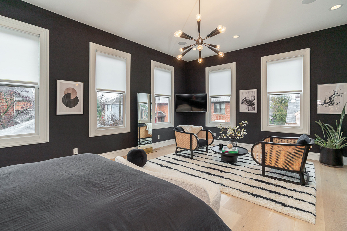 275 e Beck St-55