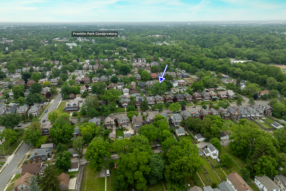 1833 Franklin Avenue-9