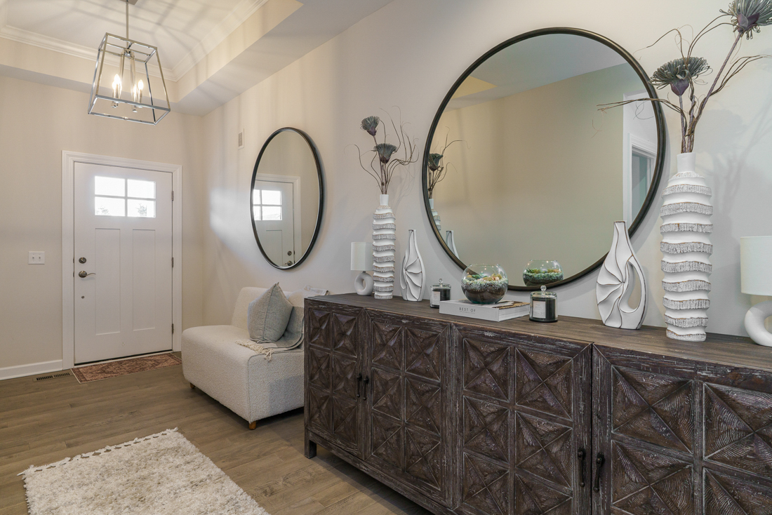 7652 Gateway Blvd --11