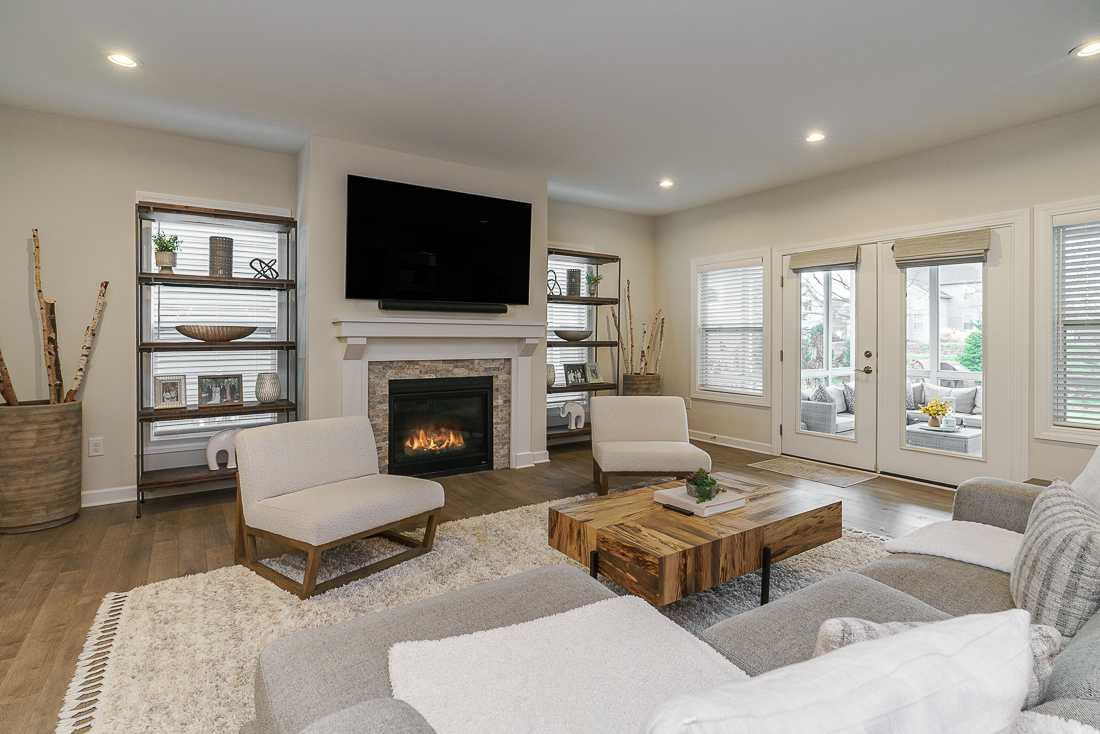 7678 Gateway Blvd-16