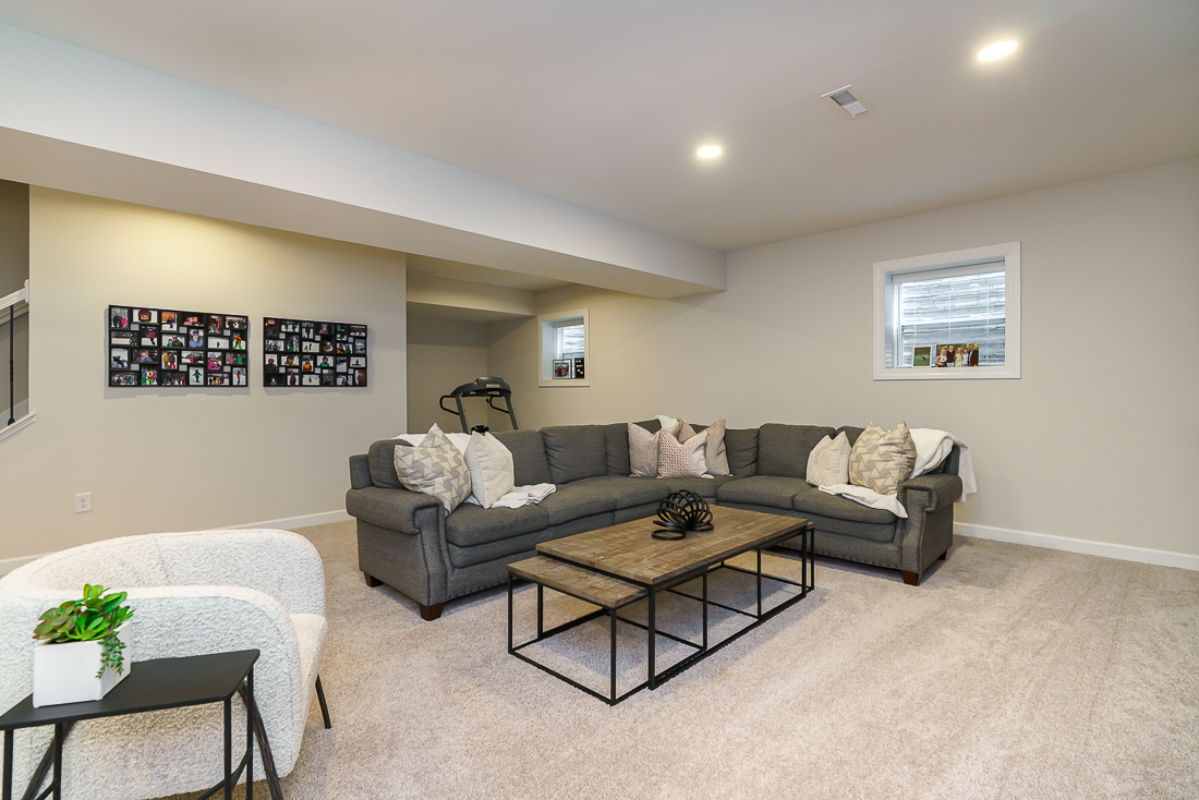 7678 Gateway Blvd-34