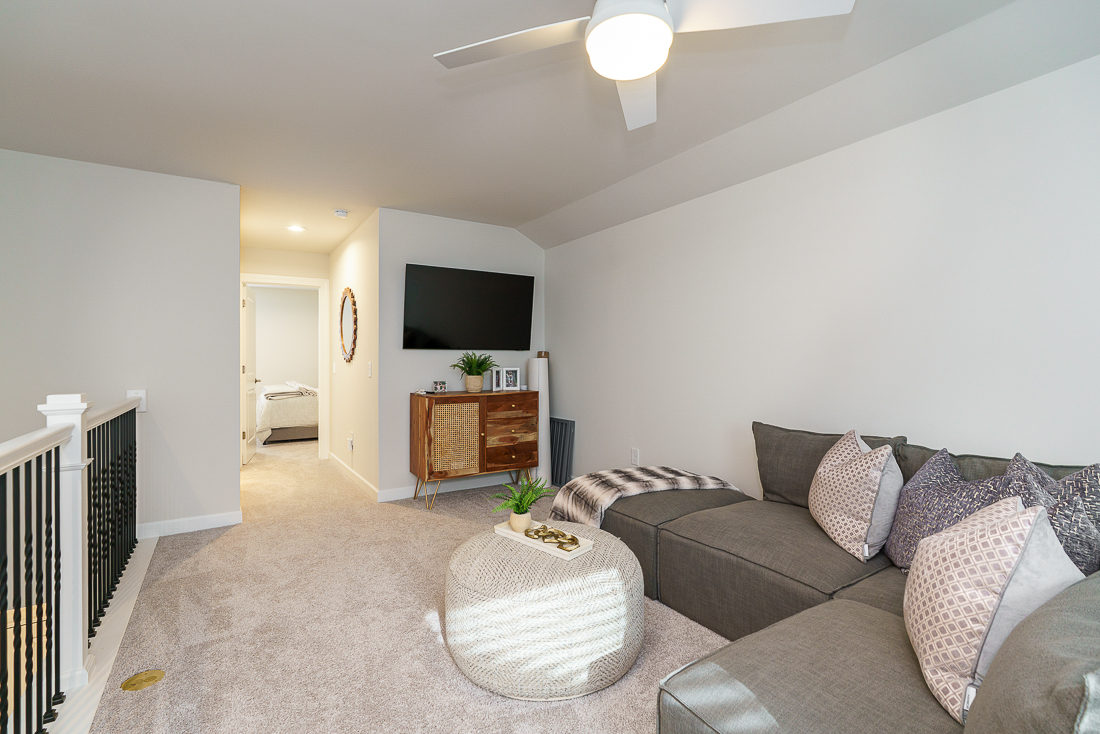 7678 Gateway Blvd-35