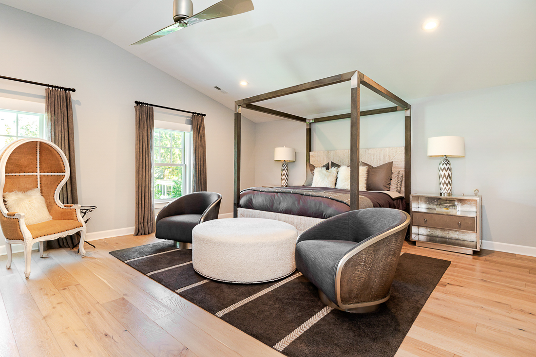 1968 N Devon Rd.-116