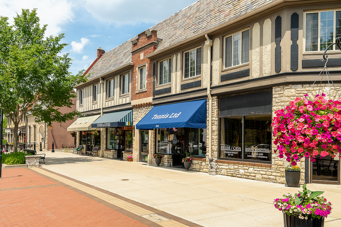 1968 N Devon Rd.-155