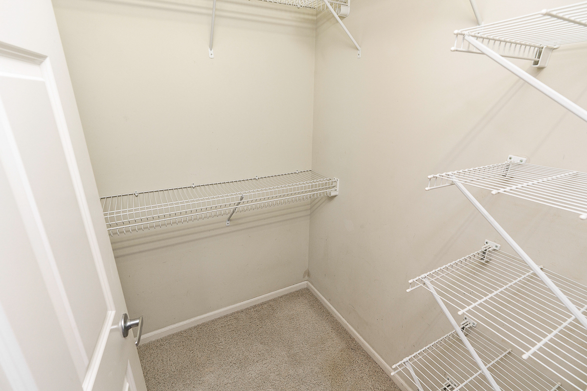 115 e Noble St #3 (39 of 39)